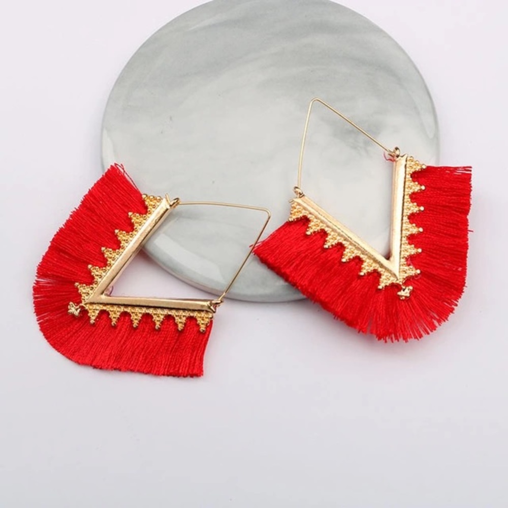 ❤️ Red Boho Chic Tassel Earrings